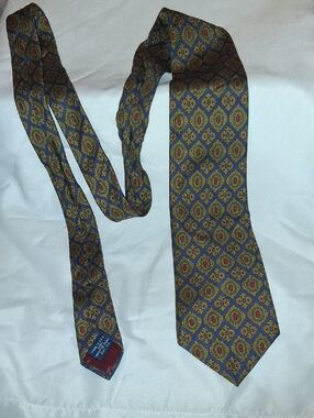 GAP Men's Silk Geometric Medallion Tie in Blue, Gold and Red